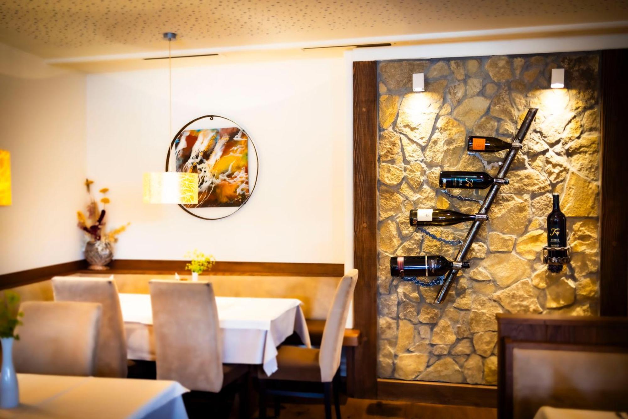 Hotel Der Thaller - Wirtshaus - Restaurant - Anger (Weiz)